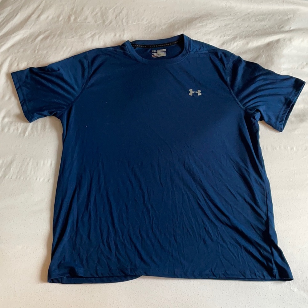 Men’s under armour shirt size XXL